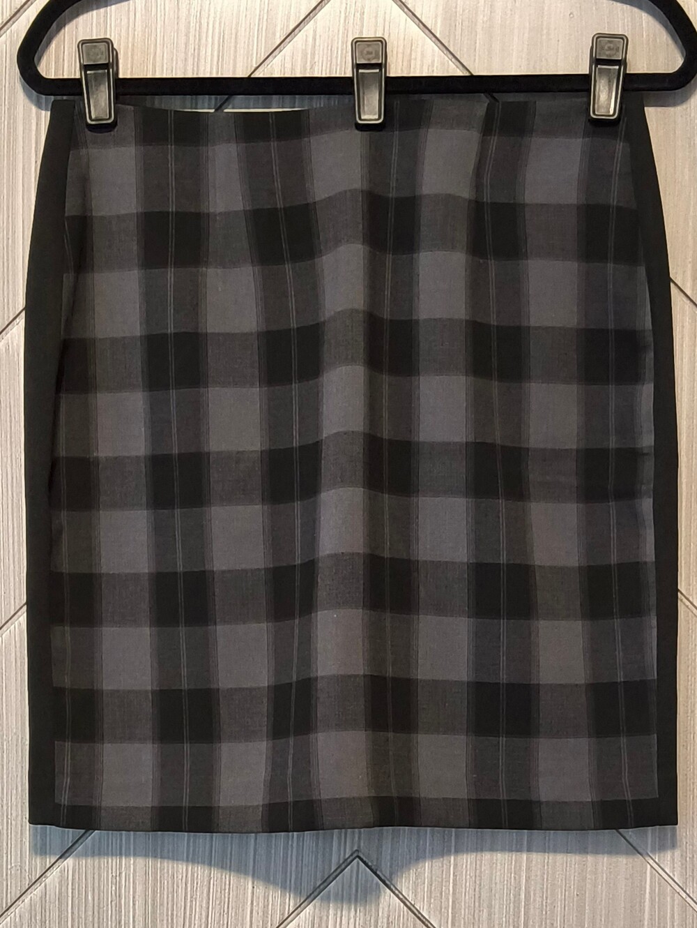 Banana Republic 8P Plaid Black Pencil Skirt Petite